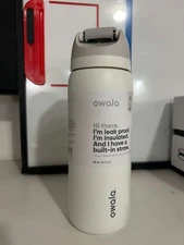 Owala Freesip Water Bottle Stainless Steel , 32oz Shy Marshmallow White freeship