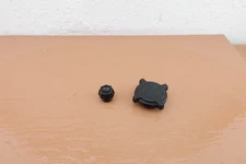 McCulloch 1-52 Chainsaw OEM Fuel & Oil Cap