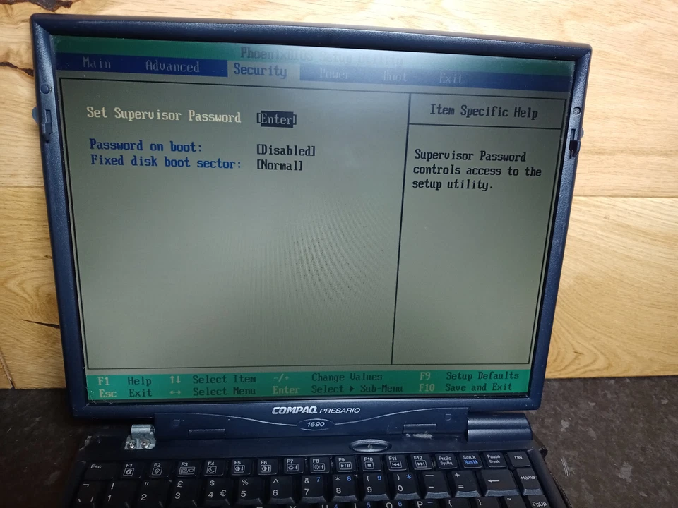 Compaq Presario 1690 Laptop - NO HDD - FOR PARTS - Image 3 of 4