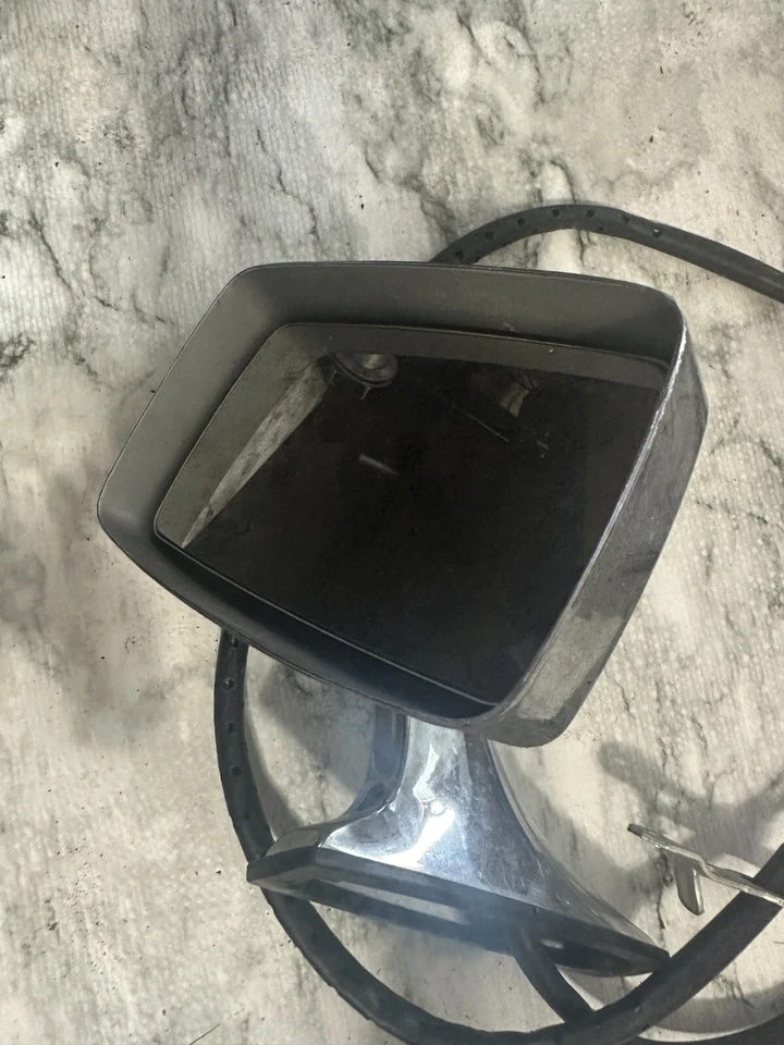 Espejo retrovisor izquierdo ford ltd y mercury marquis 1973-1976 Foto 4 de 4