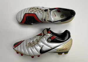 VINTAGE NIKE TOTAL 90 ZOOM AIR SOCCER 