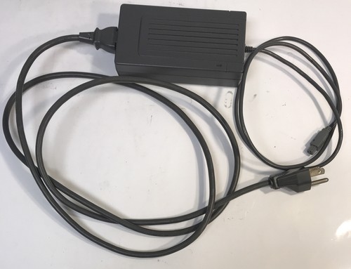 ULTRA TS3AS LAPTOP FROM 1993 WITH CHARGER AND NETWORK CARD 4096KB TOTAL MEMORY - Picture 8 of 12