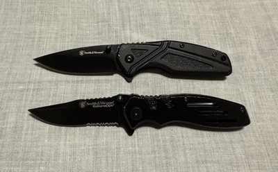 Smith & Wesson ALL BLACK Brother Pack Lot Extreme Ops Aluminum Oxide Serrated