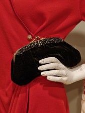Vintage Black Velvet Cocktail Clutch With Kiss Lock Closure