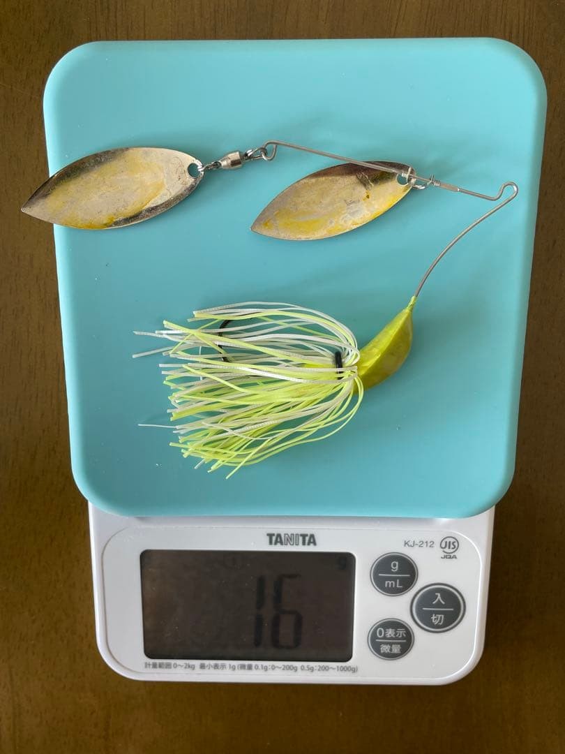 Megabass Spinnerbait Hard Lure Fishing Bait Near Mint Condition - Image 3