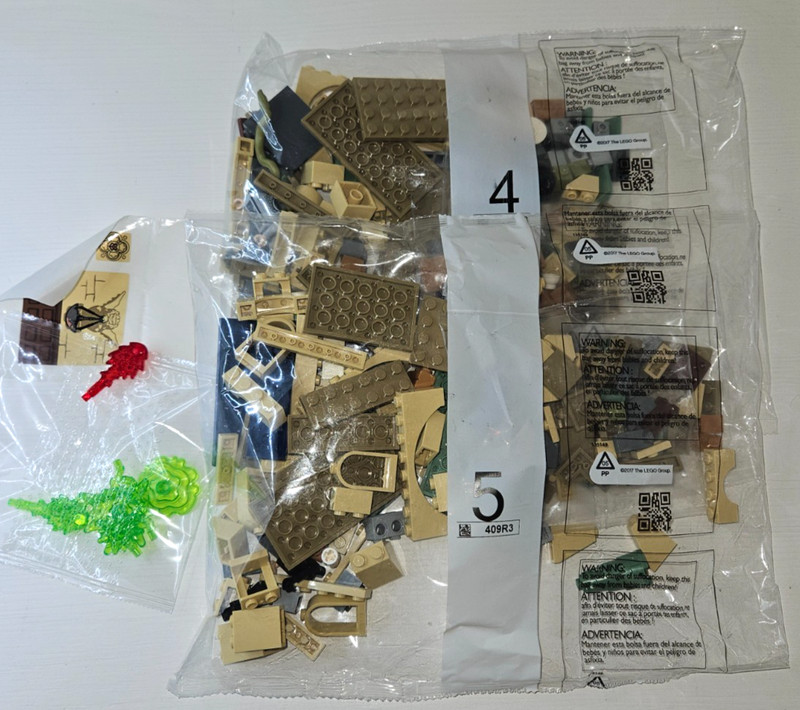Lego Set #76415 Harry Potter The Battle of Hogwarts - Incomplete No Box