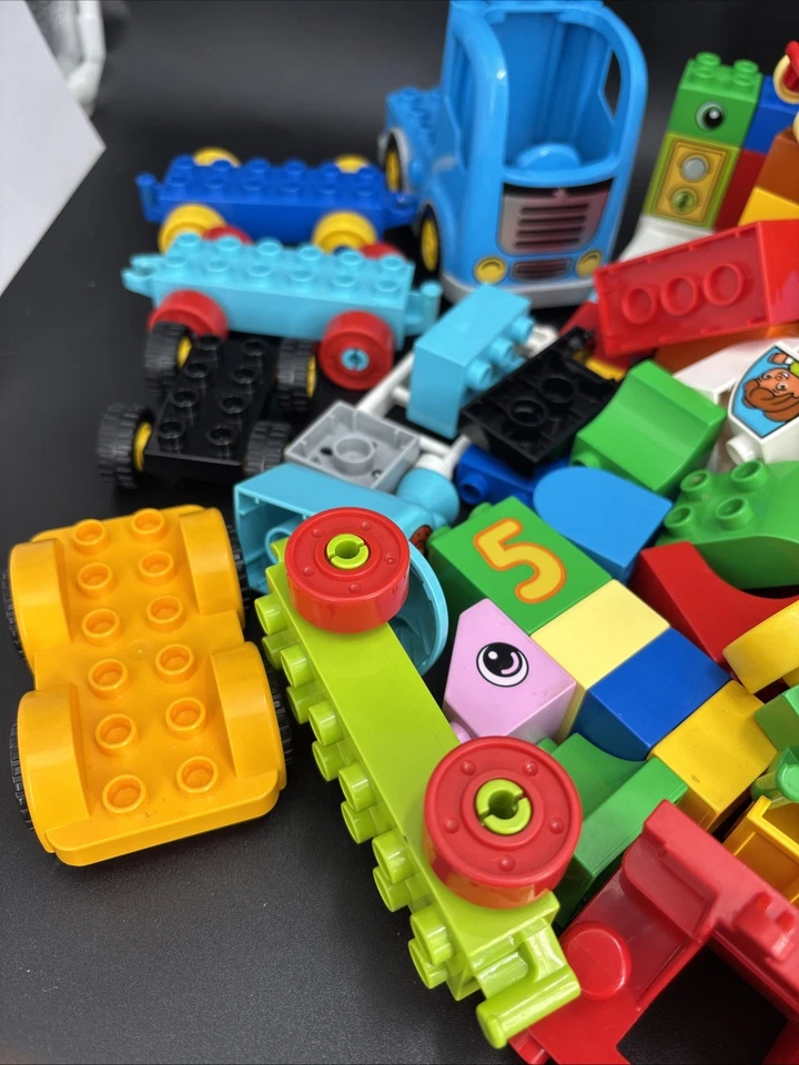 Lego Duplo Bulk Lot 134 Specialty Pieces Bricks Figures Assorted Mix Lot 4 Lb - Image 3 of 4