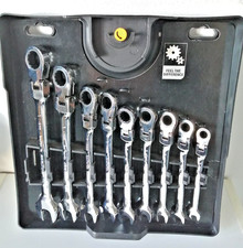 HALFORDS ADVANCED FLEXHEAD RATCHET SPANNER SET METRIC  8,10,11,12,13,14,15,17,19