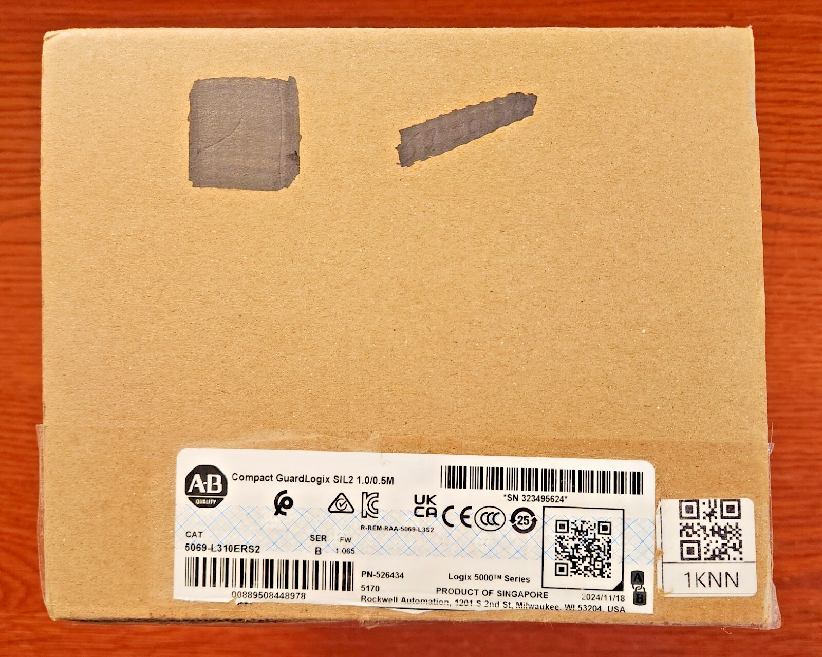 Allen-Bradley 5069-L310ERS2 /B Compact GuardLogix 5380 SIL2 1.0/0.5M - 2024