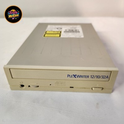Plextor PlexWriter 12/10/32A PX-W1210A  5.25'' Internal IDE Beige CD-RW Drive
