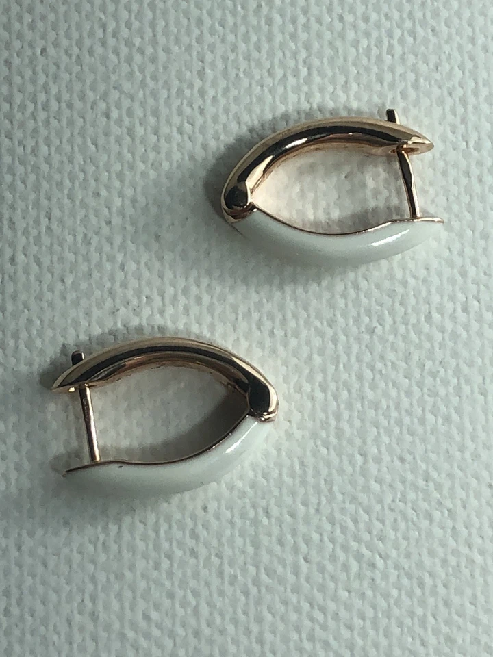 orecchini in argento 925 con rivestimento in smalto bianco - Immagine 3 di 4