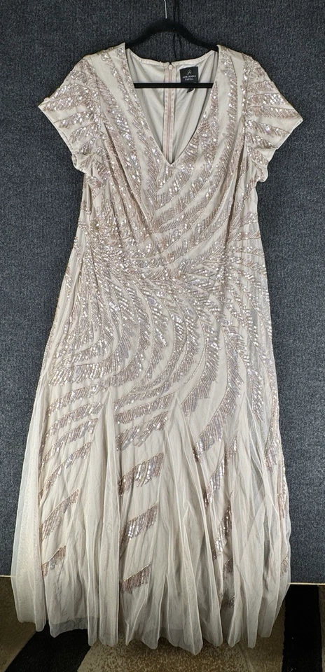 Vestido para mujer Adrianna Papell talla 18W con cuentas lentejuelas biscotti crema Foto 3 de 4