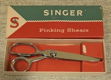 Singer Pinking Shears 208 In Vintage Box, Appear Unused
