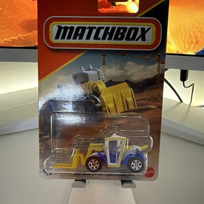 Matchbox MBX Load Lifter Construction Vehicle Diecast Yellow Blue White Toy