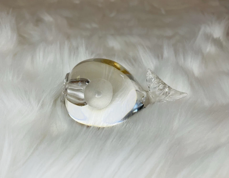 Винтажная скульптура маленькой рыбки из хрусталя и стекла европейского производства - Изображение 2 из 4