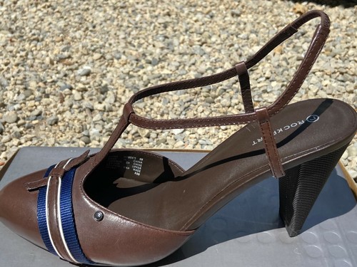 Zapatos bajos Olivia verde tipo Salomé