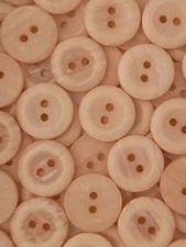 SIZE 24L - 5/8", VARIEGATED BUTTON, PEACH, 1 GROSS, SHINY FINISH