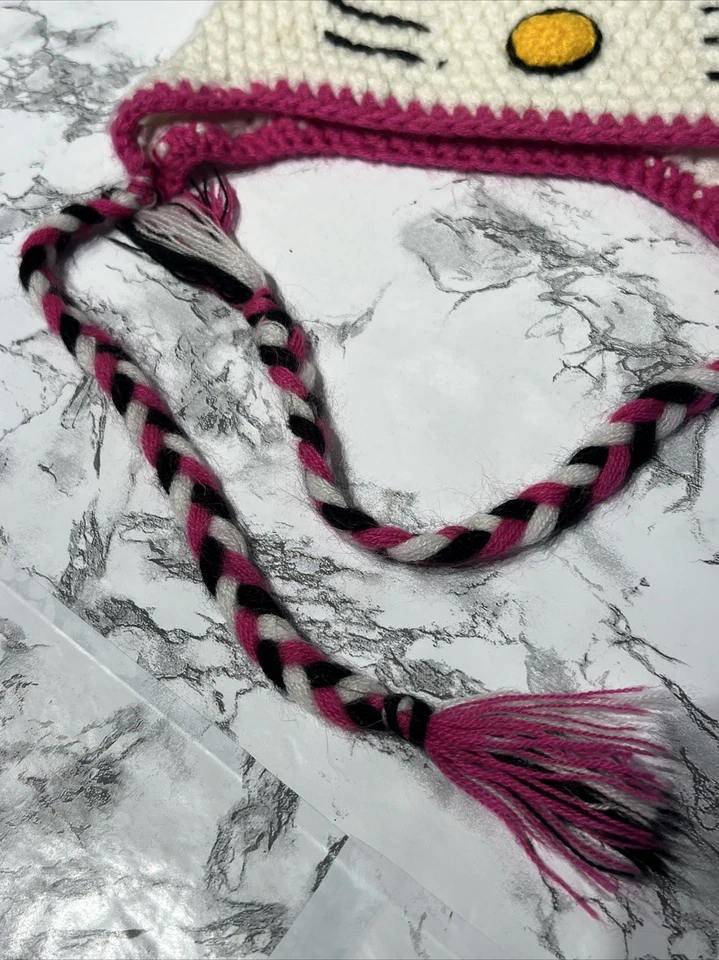 Chapéu gorro Hello Kitty feito à mão de crochê gravatas penduradas crianças médio - Imagem 4 de 4