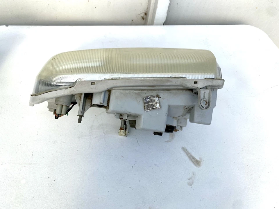 Par de faros diestro derecho suzuki grand vitara 1999-05 Foto 4 de 4