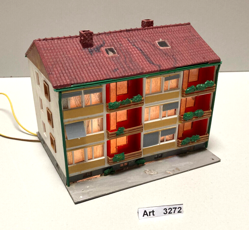 JOUEF ECHELLE HO Maquette assemblée - Immeuble moderne - 1986 EUR 25,00