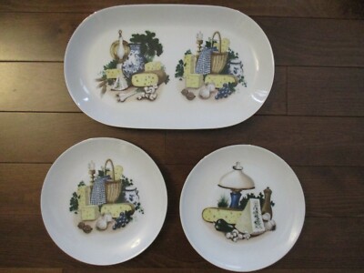 KAHLA GOLD TRIM - Beautiful Vintage,  Three Cheese Plates Set