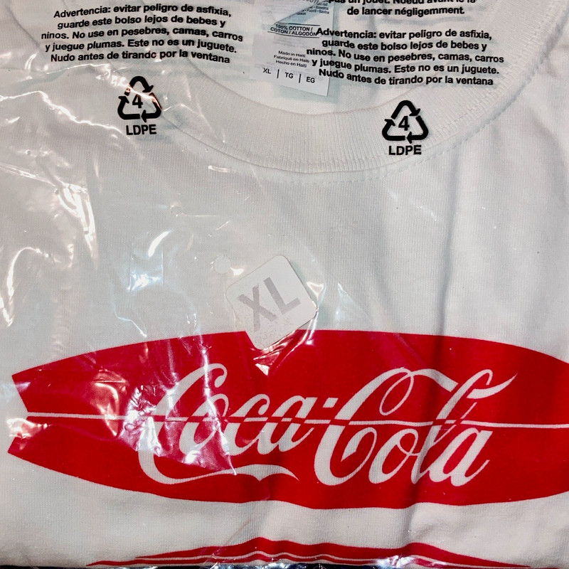 Coca-Cola Soda Advertising Shirt Size XL White & Red Coca-Cola Logo Theme