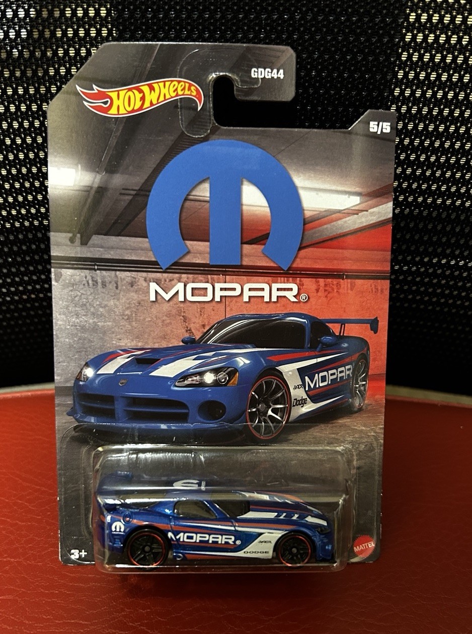 HOT WHEELS MOPAR DODGE VIPER SRT10 ACR 5/5 .
