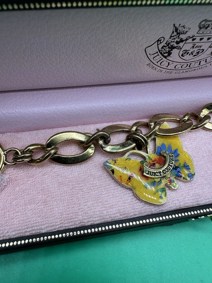 JUICY COUTURE Gold Tone Chunky Chain Toggle Bracelet w/Butterfly Charm In Box - Image 3 of 4