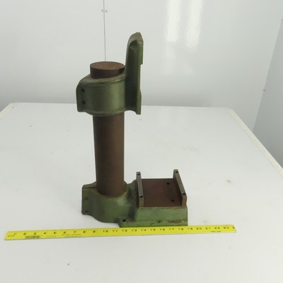 Famco BT-5 Cast Iron 19'' OAH Adjustable Height Machine Column Head 5'' x 5'' Base
