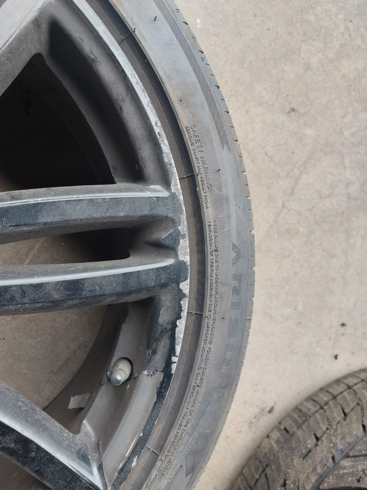 14-21 Maserati Ghibli Complete Wheel Tire Rim Set FRONT & REAR R20 Staggered OEM
