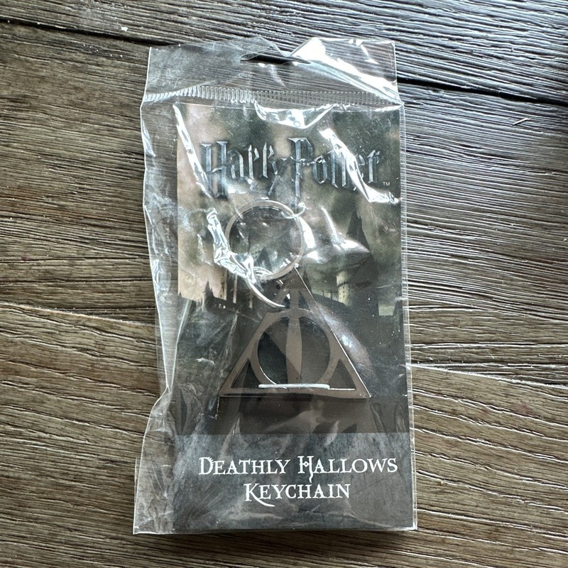 Xight Mint Harry Potter Deathly Hallows Keychain Fantasy Franchise