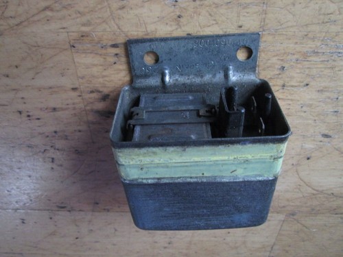 BMW Mercedes Moto Guzzi Lichtmaschine Regler 0190601006