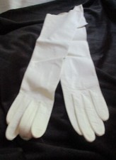 Vintage Italian leather 3/4 lenght white gloves