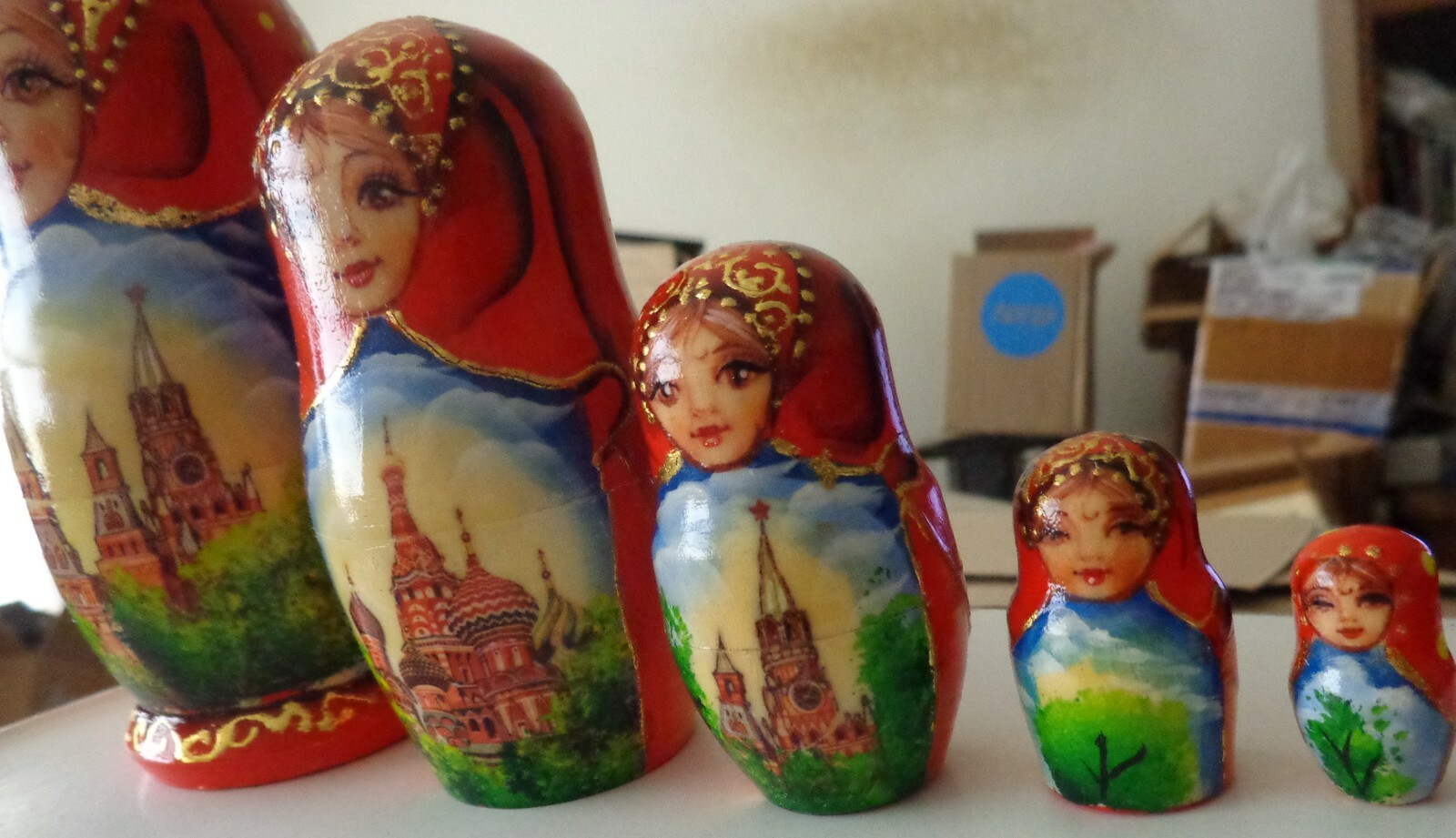 WOOD Hand painted  RUSSIAN NESTING DOLL 5 PCS   ''MOSCOW'' 12 SM