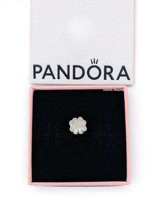 New 100% Authentic PANDORA 925 Ale Silver Textured Clover Mini Charm 794047C00