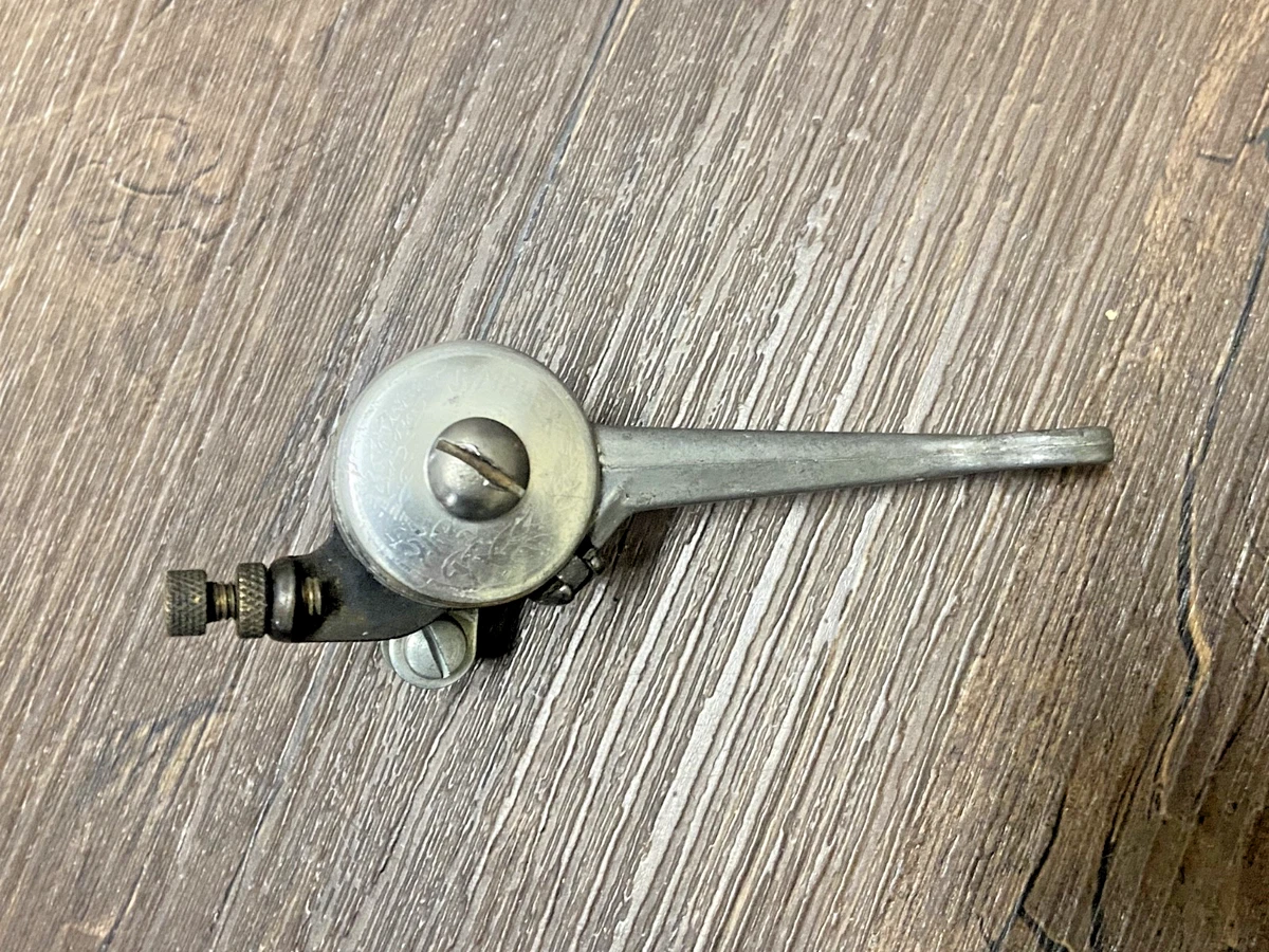Collier SIMPLEX Manette Vitesse NOS