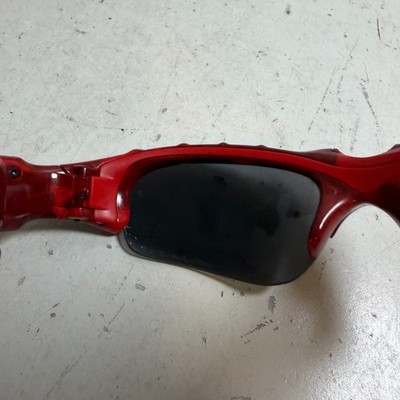 Oakley Thump 256 Red Camo Polarized Lens Built-in MP3 Player
