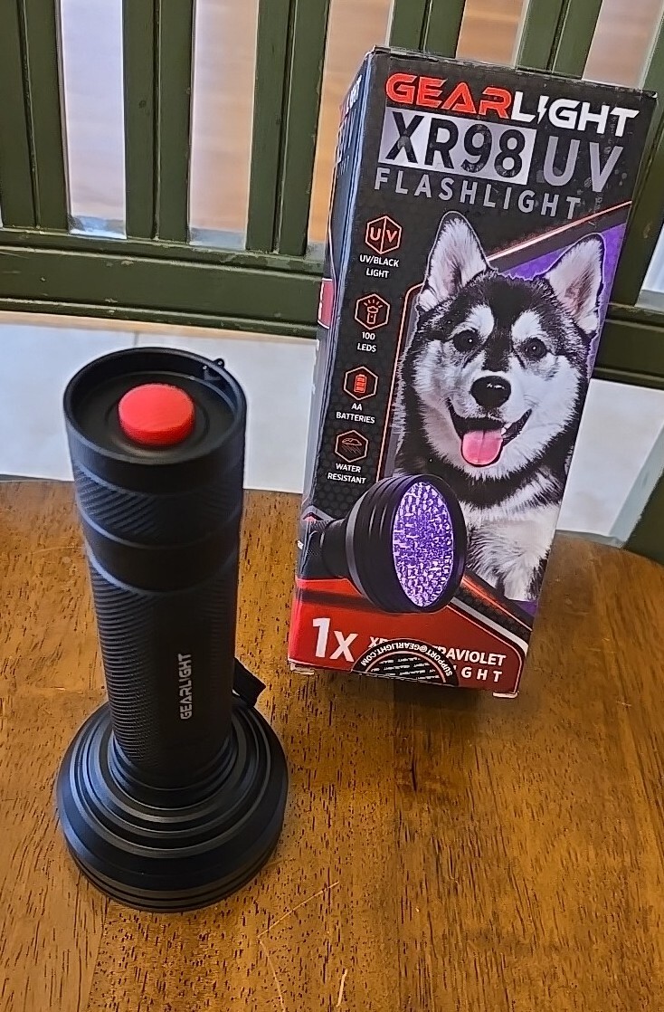 GearLight UV Black Light Flashlight XR98 Powerful Open Box eBay