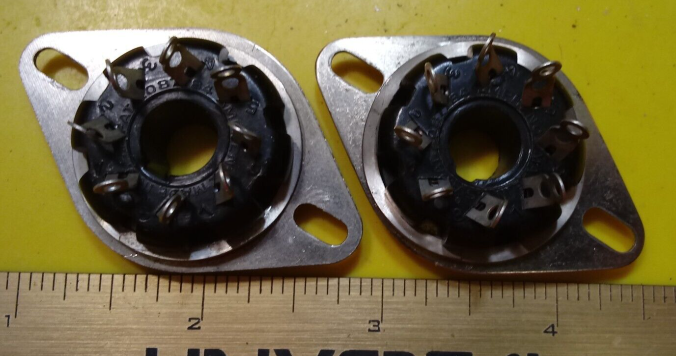 1 pc • Amphenol® 8 Pin Octal Tube Socket w/ Nickel Plated Hardware • P