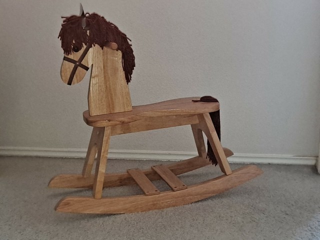 rocking horse online