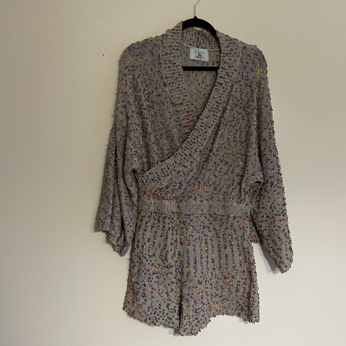 Judith March Women M Confetti Pop Knit Flared Sleeves Surplice