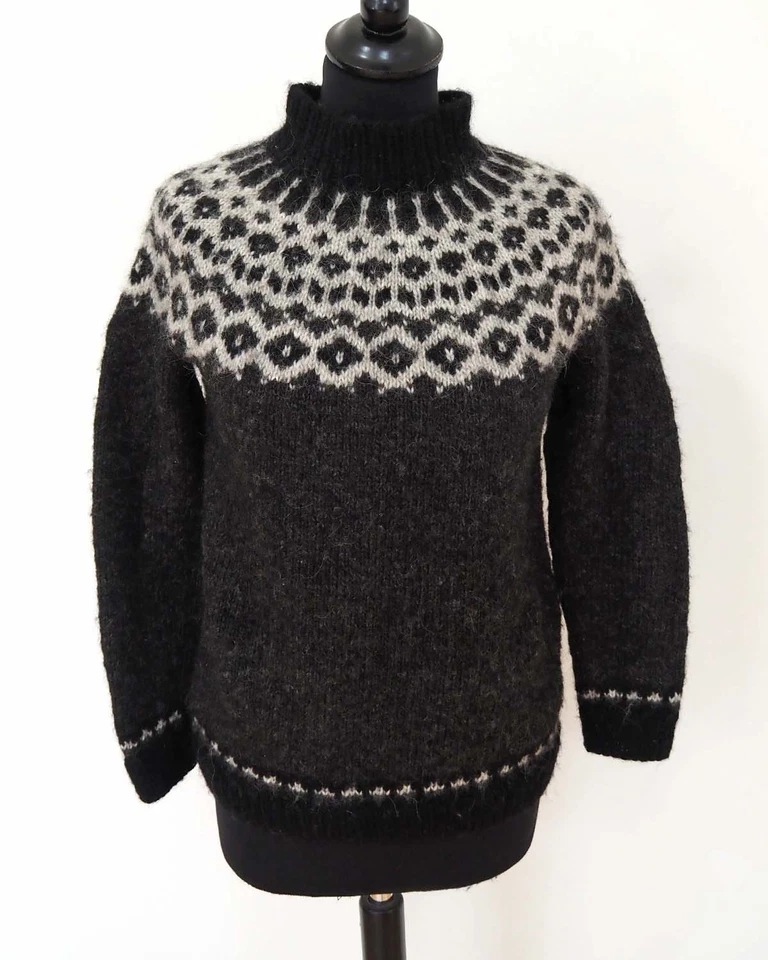 Damen Strickpullover Gr. XS Anthrazit Weiß Wolle Nordic Fair Isle Muster Vintage - Bild 1 von 3