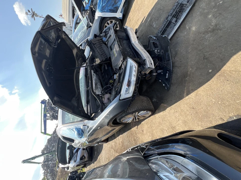 Audi Q3 2016 guardabarros izquierdo gris usado OEM 174827 SUV de 4 puertas 190 k kilometraje Foto 3 de 4