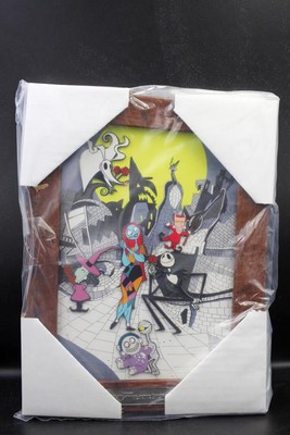 Disney DLR 2005 Nightmare Before Christmas HALLOWEEN TOWN LE 250 Framed Pin Set