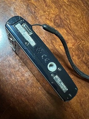 Sony Cyber-shot DSC-T30 7.2MP Digital Camera - Black for sale