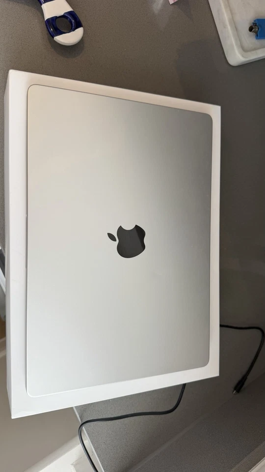 Apple MacBook Pro 14" M3 · 8GB · 1TB, photo 2 of 5