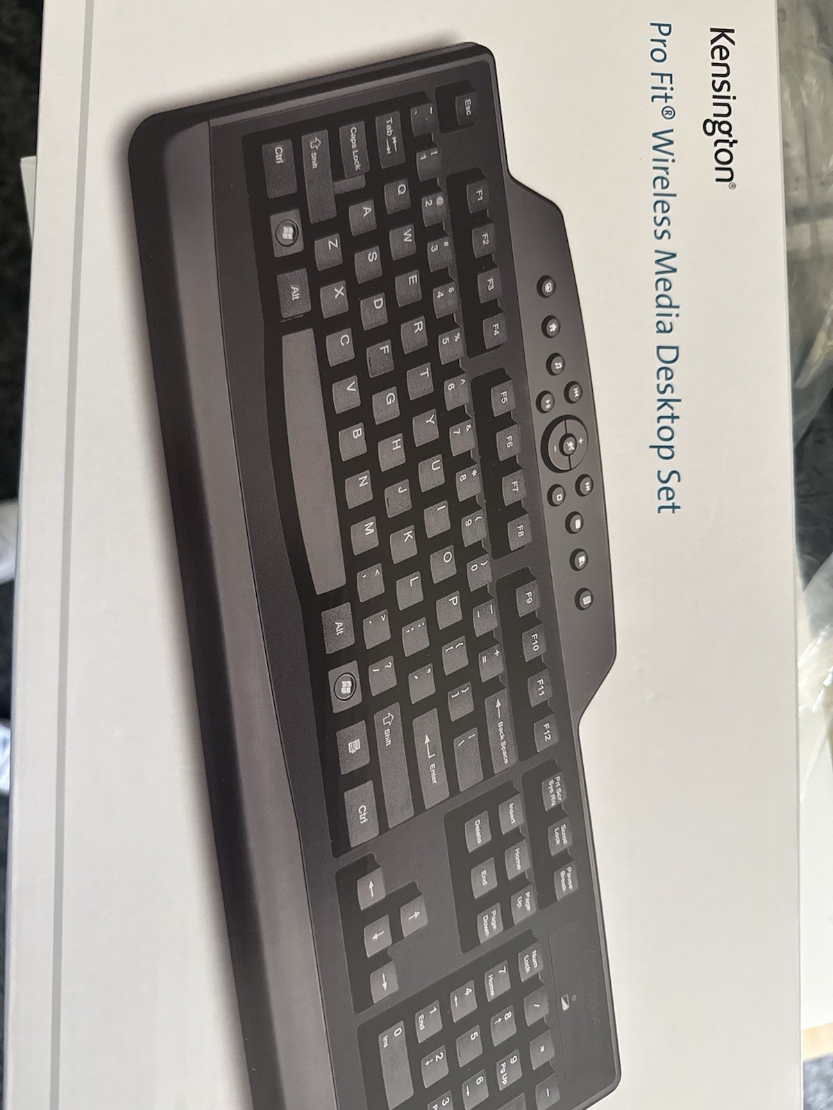 Kensington Pro Fit Wireless Media Desktop Set - Keyboard and