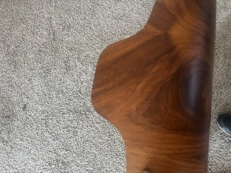 Carcasa de asiento de salón Eames Foto 2 de 4