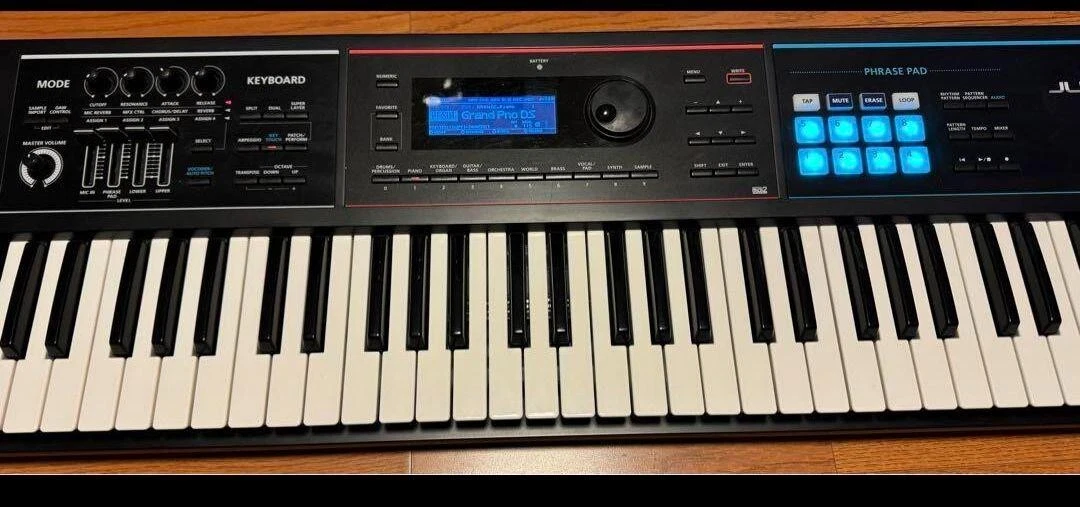 Roland juno ds61 used deals