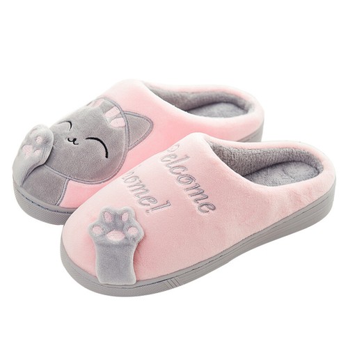 Kitten-Themed Puffer Shoes